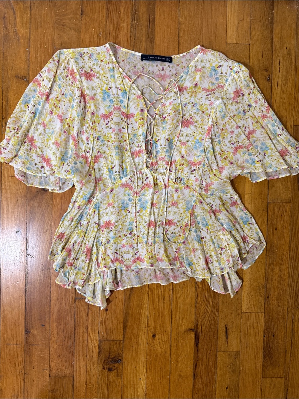 Zara Cream Floral Lace-Up Ruffle Blouse